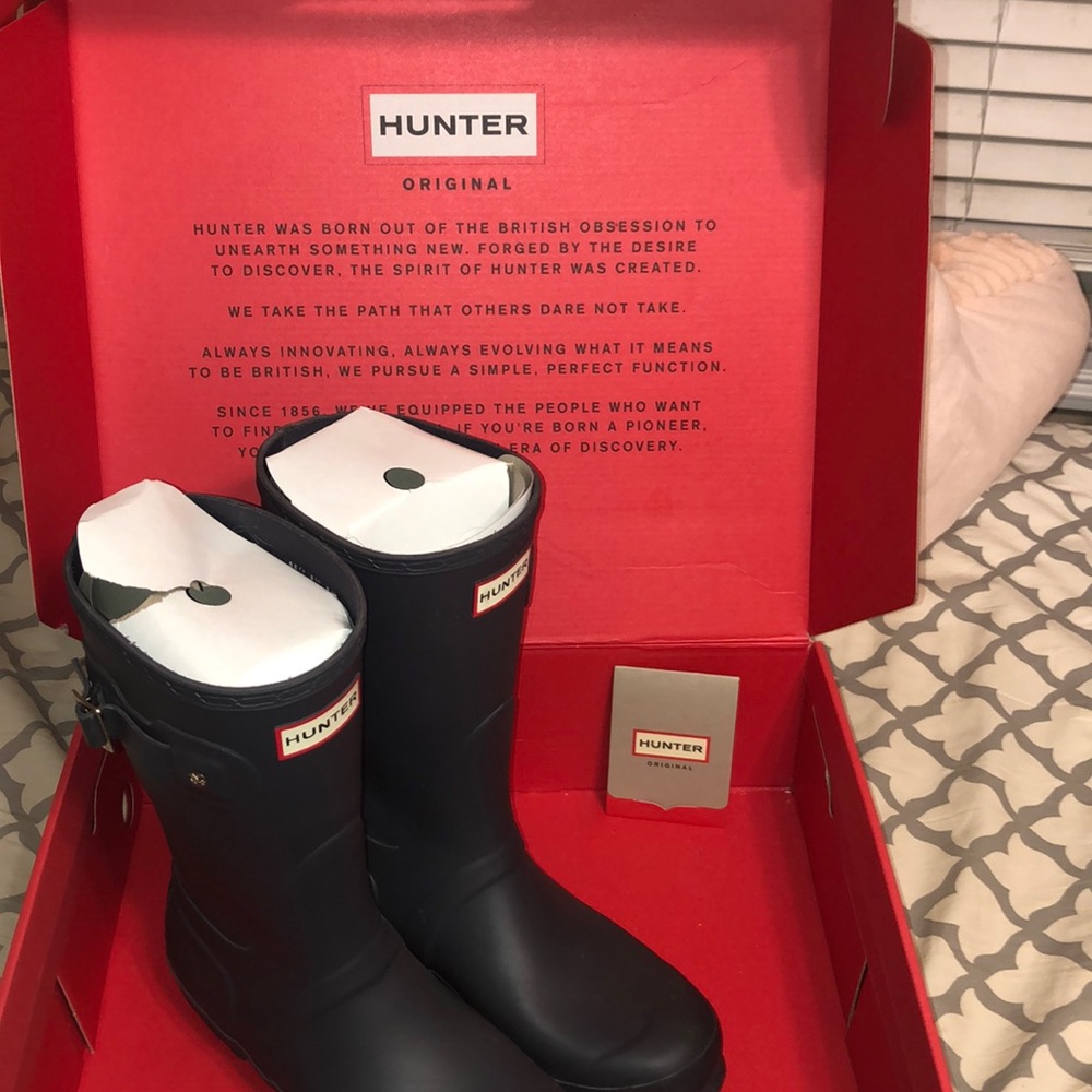 Barely Worn Hunter boots in box